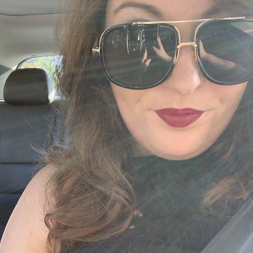 Meet your Posher, Carmen